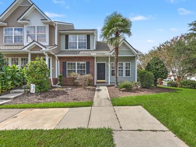 132 Hornby Cir