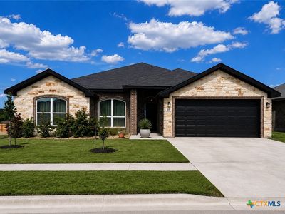 211 Fawn Ridge Dr