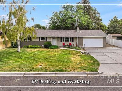 679 Crestview Dr
