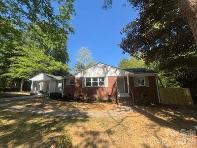 137 Birchwood Dr