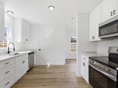 303 N Connett St