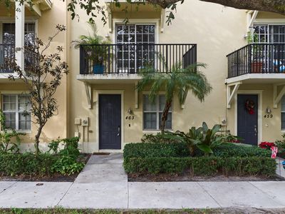 463 Schoolhouse Road