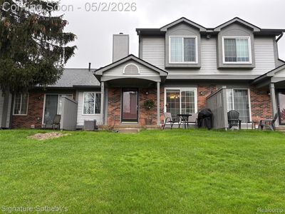 452 Nicolet St #1