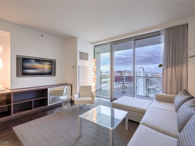 4381 W Flamingo Rd #3418