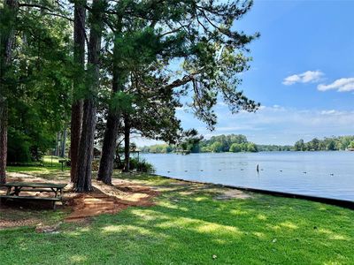 417 Sir Robert Burns Dr