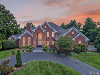 740 The Hamptons Ln