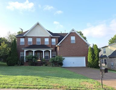 3807 Masters Dr