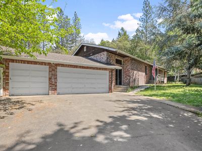 301 Red Spur Dr