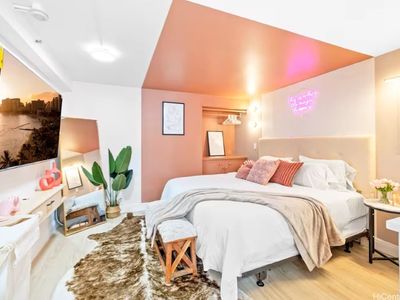 2450 Prince Edward St APT 204A