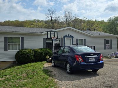 3347 Lakewood Shores Dr