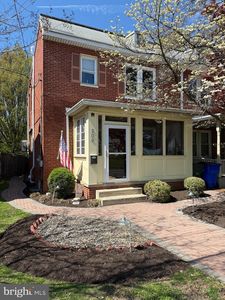 209 Monroe Ave
