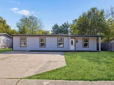 820 Grande Dr