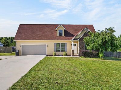 4704 Ellen Cir