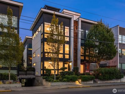 1140 10th Avenue E #B