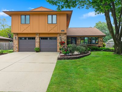 305 S Knollwood Dr