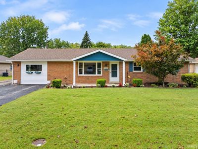 2405 N Colonial Ln