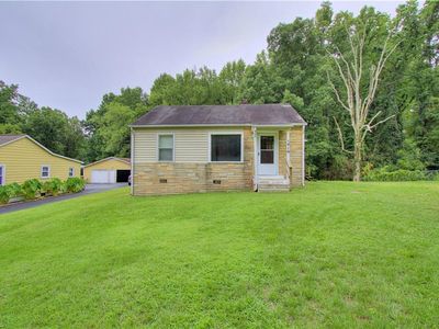 416 E Peachtree Dr
