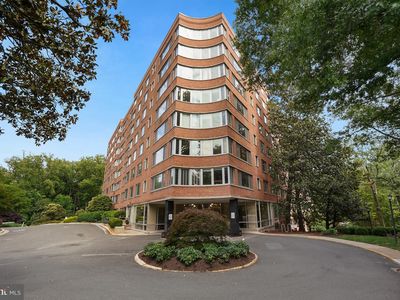 4200 Cathedral Ave NW APT 614