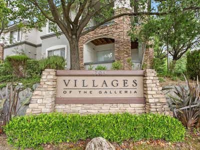 701 Gibson Dr APT 1712
