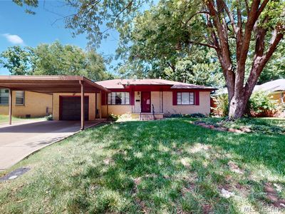 1535 E 54th St