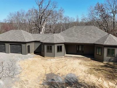 2169 Chestnut Oak Rd