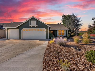 1454 NW Spruce Ct