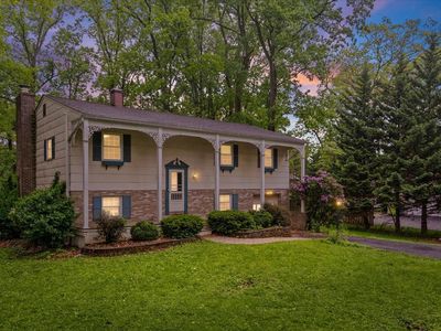 1512 Steeplechase Dr