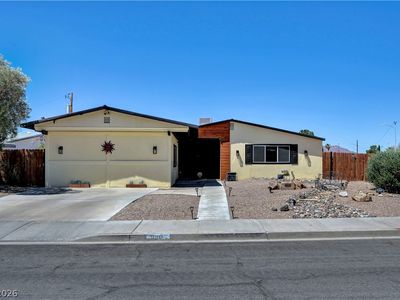 1102 Arapaho Way