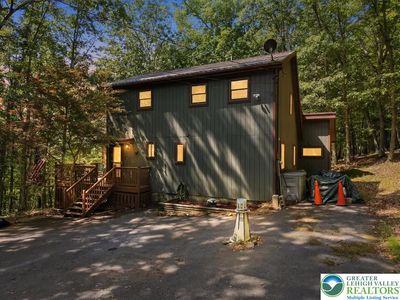 677 Clubhouse Dr
