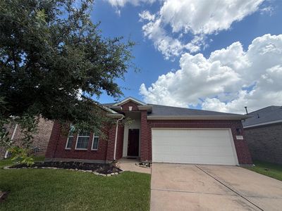 24626 Lakecrest Creek Dr