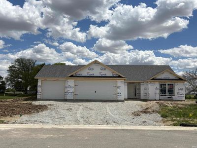 1060 Farmington Dr