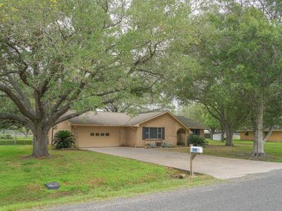 Property at 424 Candy St, El Campo, TX