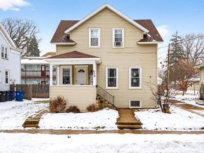 Property at 620 Prospect Ave, Oshkosh, WI