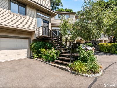 2435 Bedford Street #11C