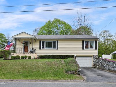 60 Willow St