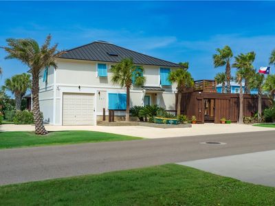 541 Channel View Dr