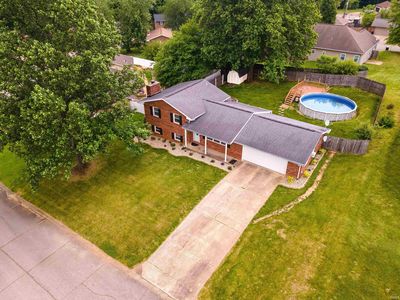 4253 Hilldale Dr
