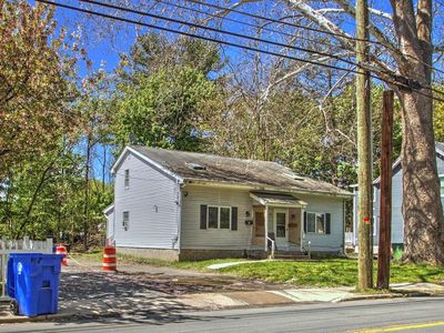 Property at 32 Genung Street, Middletown, NY