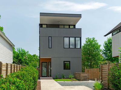 808 Glendale Ave