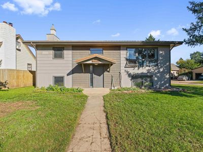 2212 Elmhurst Dr