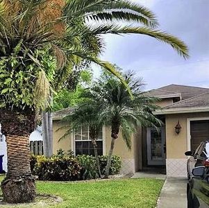 2241 NW 3rd Street
