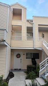 3433 NW 44th St APT 203