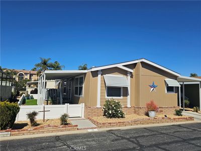 2205 W Acacia Ave #16