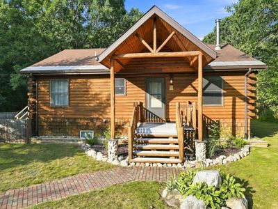 2085 E Mannsiding Rd