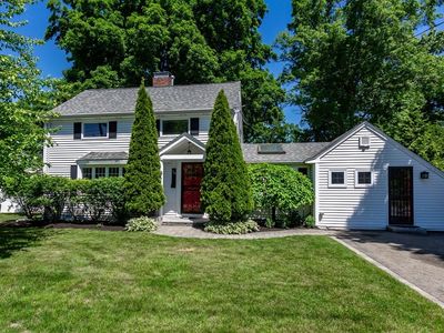 74 Rose Hill Way