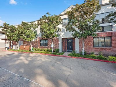 2464 Bering Dr #2464