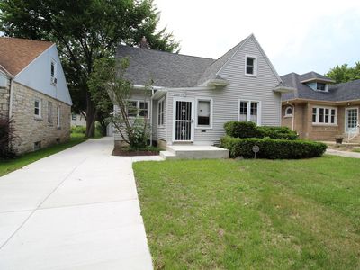 2333 North 60th STREET