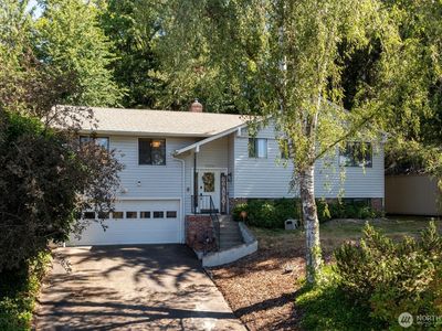 2326 Cedar Place