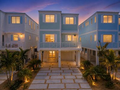 111 Avenue D #2