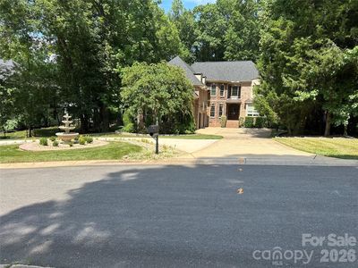 3030 Ashford Glen Dr